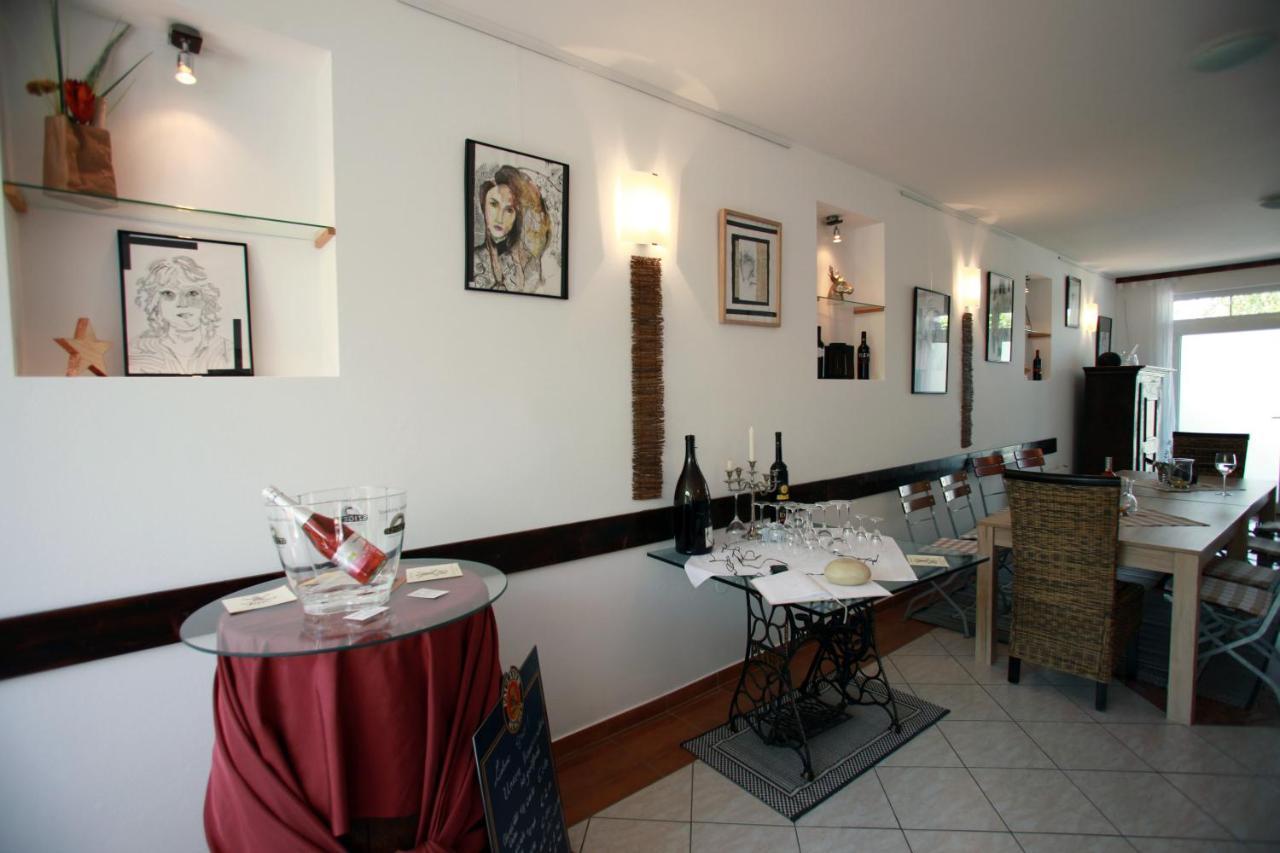 Landhaus Klambauer Ferienapartments Thermennaehe St Martins Therme Frauenkirchen Buitenkant foto