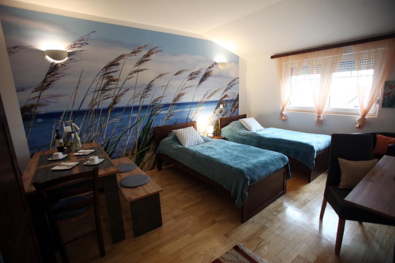 Landhaus Klambauer Ferienapartments Thermennaehe St Martins Therme Frauenkirchen Buitenkant foto